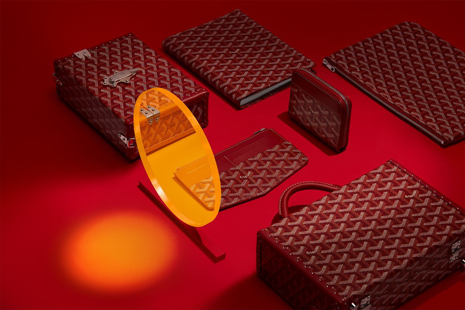 twenty-fauve-goyard-hollidays-essentials-2